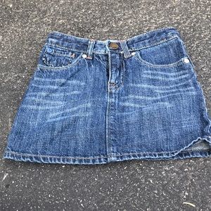 Gap size 4 Mini Skirt